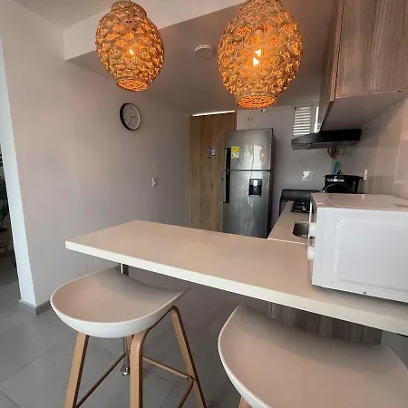 Hermoso Con Vista Al Mar Apartamento *