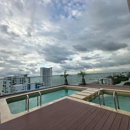 Hermoso Con Vista Al Mar Apartamento